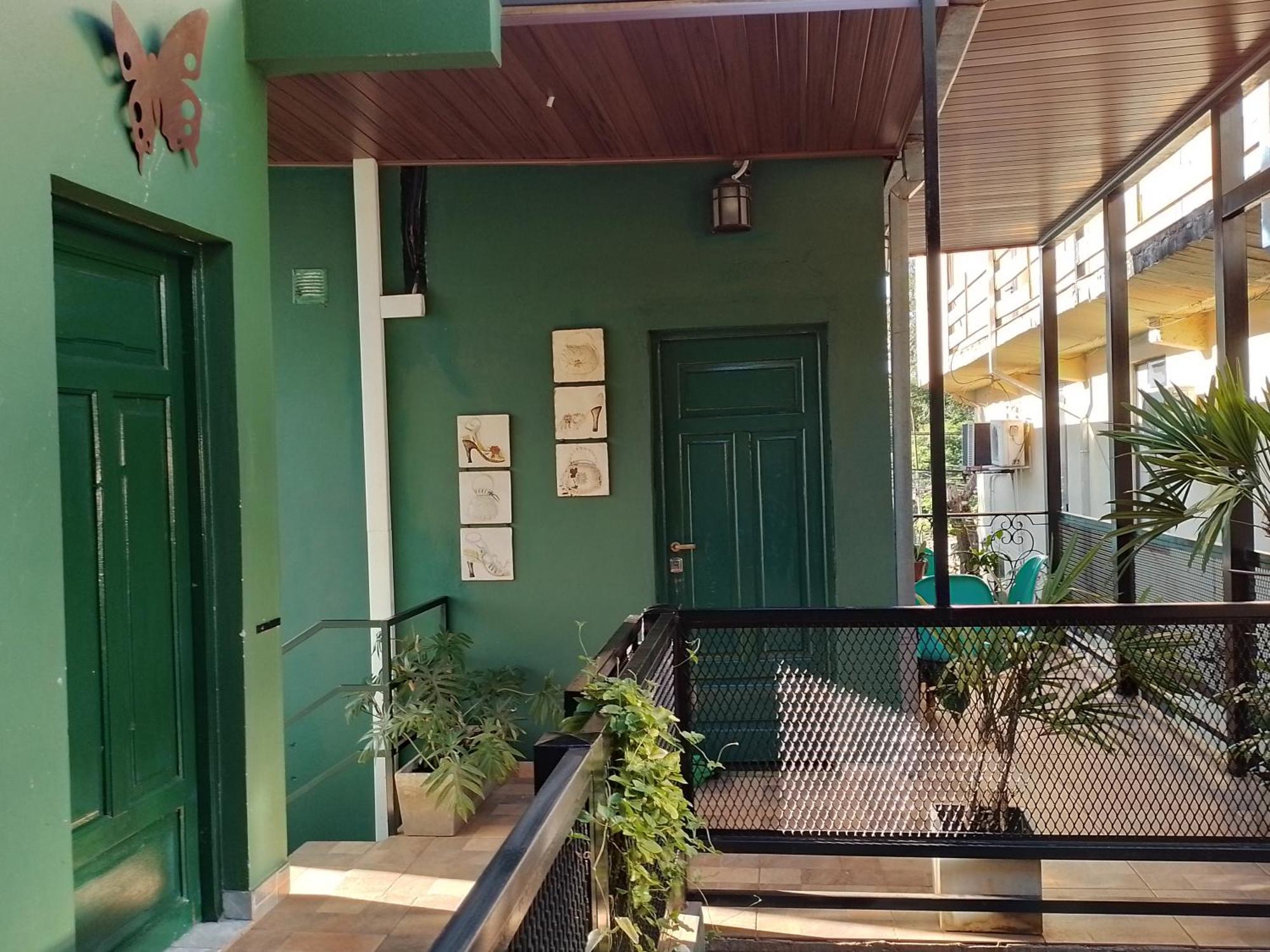 Bonpland Departamentos Apartment Puerto Iguazu Exterior photo